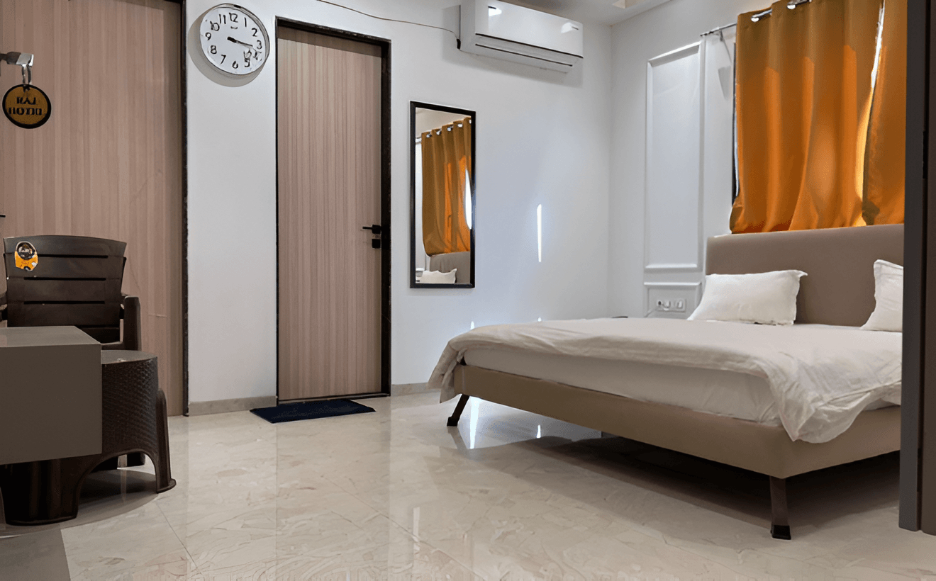 8 Double Bedded Rooms